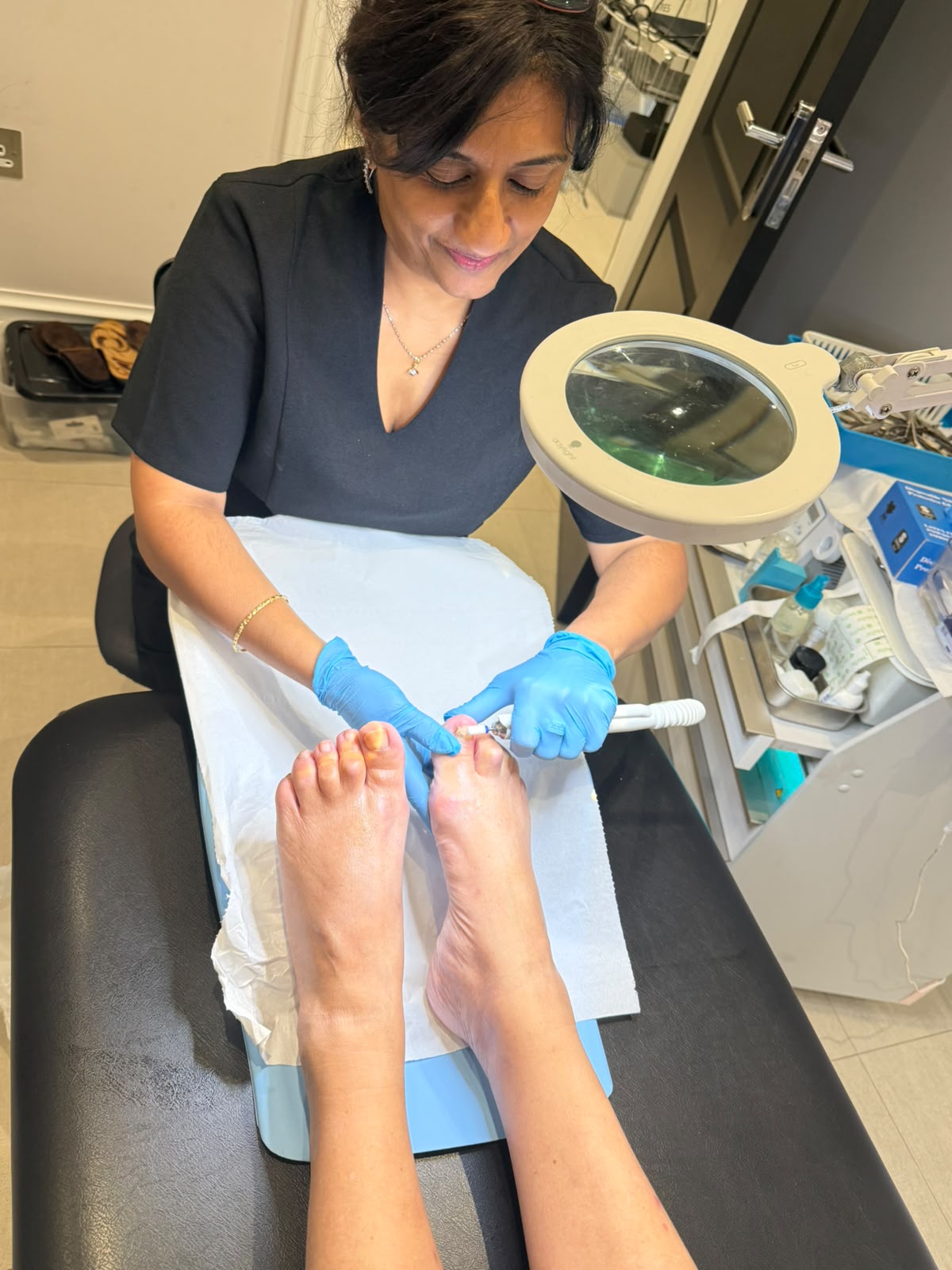 Anita fungal nail treatment